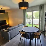 Hippolyte - Magnifique Appartement En Centre-Ville