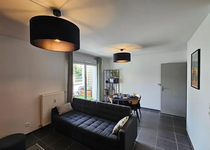 Hippolyte - Magnifique Appartement En Centre-Ville